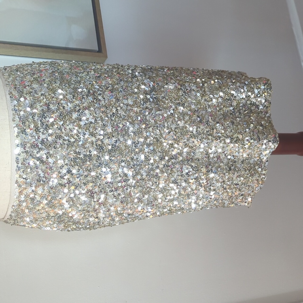 NWT White House Black Market Womans gold sequin zip up skirt